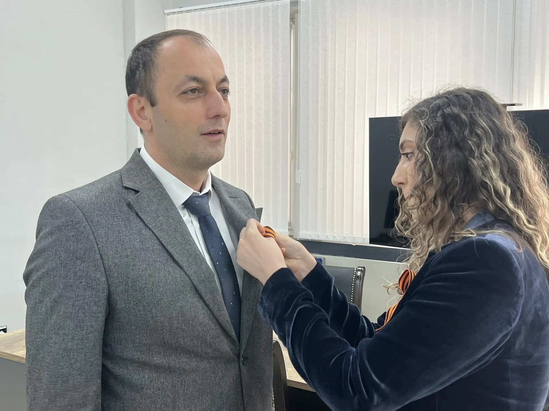Коллектив Министерства цифрового развития Республики Дагестан присоединился к акции «Георгиевская ленточка»